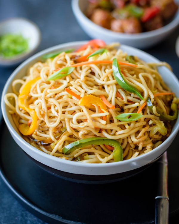 نودلز هاكا بالخضار Vegetables Hakka Noodles